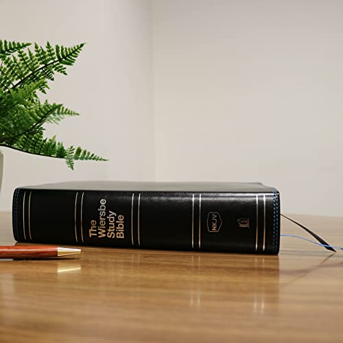 NKJV, Wiersbe Study Bible, Leathersoft, Black, Red Letter, Comfort Print: Be Transformed by the Power of God’s Word