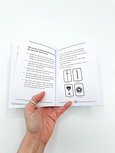 The Little Book Of Tarot: AN INTRODUCTION TO FORTUNE-TELLING AND DIVINATION