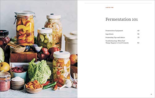 The Farmhouse Culture Guide to Fermenting: Crafting Live-Cultured Foods and Drinks with 100 Recipes from Kimchi to Kombucha [A Cookbook]