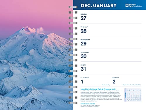 2022 National Park Foundation Planner: 12-Month Engagement Nature Calendar (Monthly, Weekly Planner With Stickers, Thru December 2022)