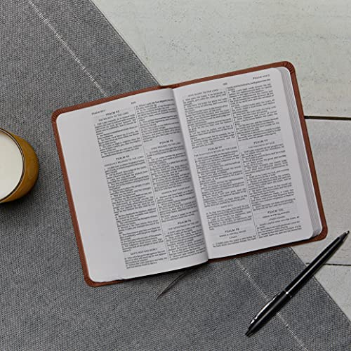 KJV, Thinline Bible, Compact, Leathersoft, Black, Red Letter, Comfort Print: Holy Bible, King James Version