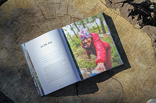 She Explores: Stories of Life-Changing Adventures on the Road and in the Wild (Solo Travel Guides, Travel Essays, Women Hiking Books)