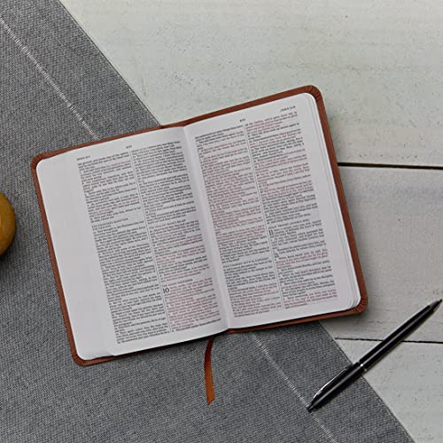 KJV, Thinline Bible, Compact, Leathersoft, Black, Red Letter, Comfort Print: Holy Bible, King James Version