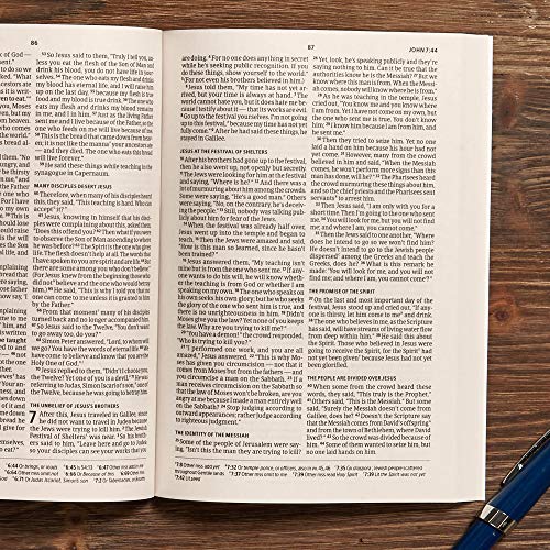 CSB The Invitation New Testament, Black Letter, Gospel Presentation, Evangelism, Outreach, New Believer, Economy, Easy-to-Read Bible Serif Type